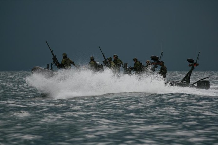 Đặc nhiệm SEAL của Hải quân Mỹ tập trận với đặc công Ba Lan